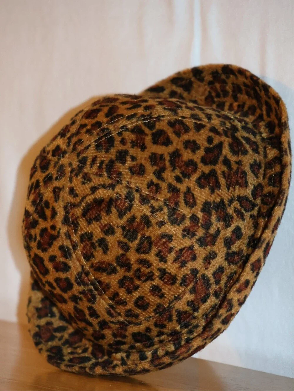 Girls' Vintage Style Leopard Print Bowler Cloche Rounded Crown Derby Hat.